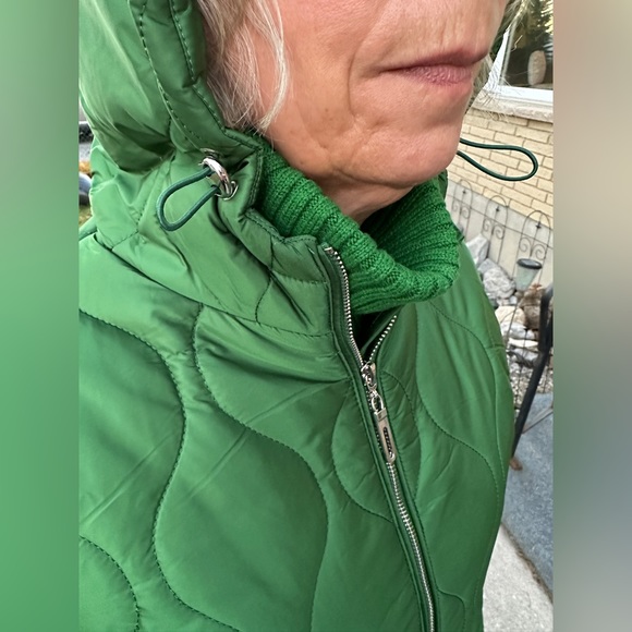 MARBLE | NWT | Emerald Green Quilted Coat - Picture 6 of 11